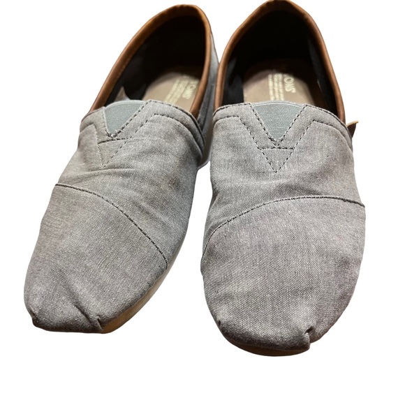 TOMS Men’s Classic Grey Chambray / Synthetic Leather Trim Slip-on Size 11 - Picture 9 of 14